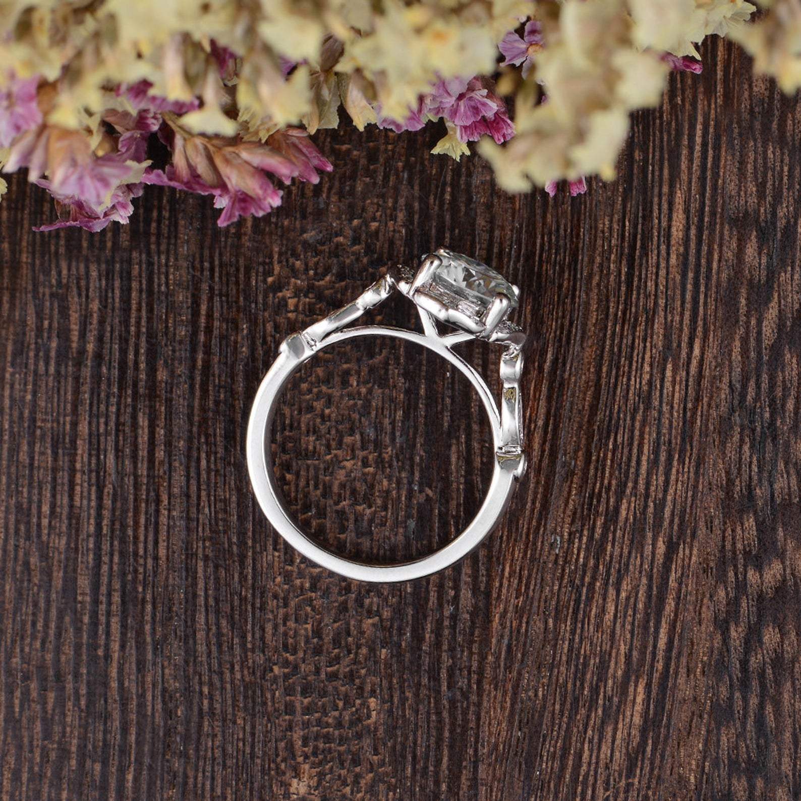 The Juliet — Round Lab Diamond Art Deco Halo Engagement Ring