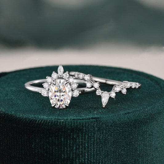 The Grace Set — Oval Lab Diamond Vintage Wedding Ring Set IV