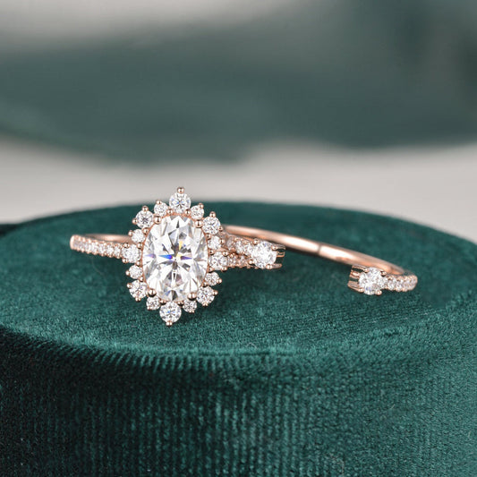 The Aurora Set — Oval Lab Diamond Halo Wedding Ring Set