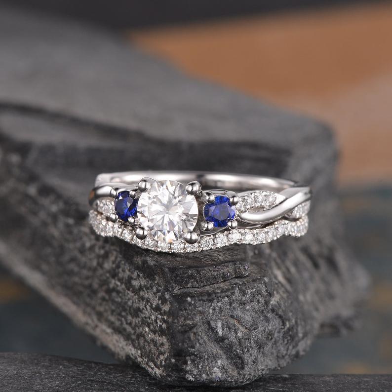 The Clara — Round Lab Diamond Solitaire Engagement Ring VI