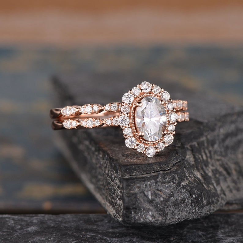 The Grace Set — Oval Lab Diamond Vintage Bridal Ring Set