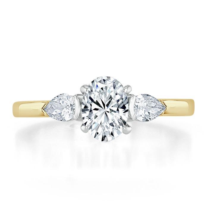 The Violet — Oval Lab Diamond 3-Stone Engagement Ring II