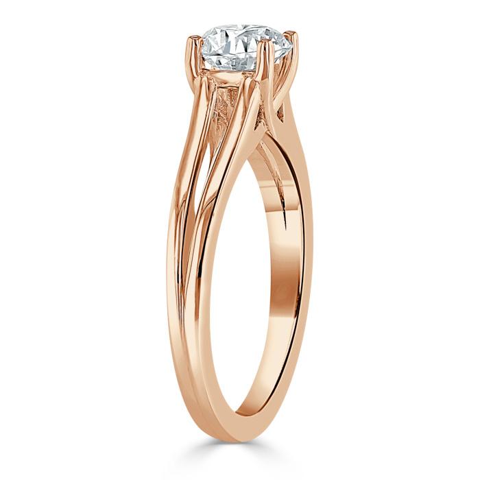 The Olivia — Oval Lab Diamond Split-Shank Solitaire Engagement Ring