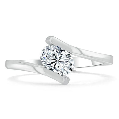 The Nora — Oval Lab Diamond Solitaire Engagement Ring V