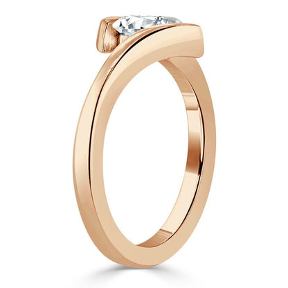 The Nora — Oval Lab Diamond Solitaire Engagement Ring V