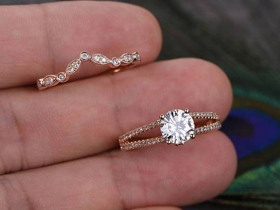 The Grace Set — Round Lab Diamond Vintage Wedding Ring Set VII