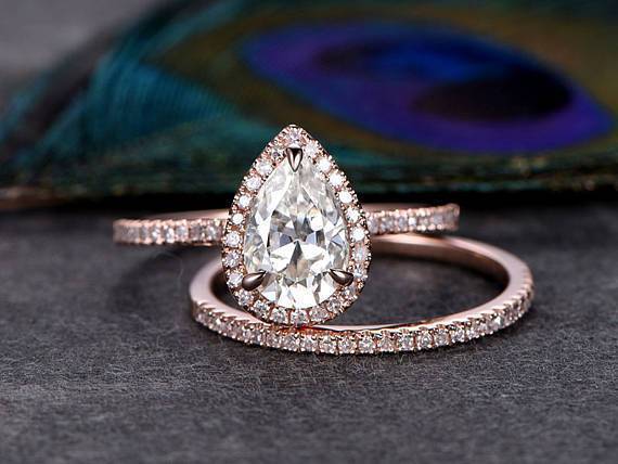 The Aurora Set — Pear Lab Diamond Bridal Wedding Ring Set II