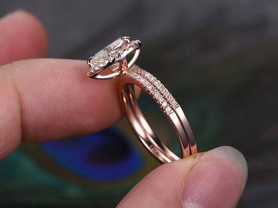 The Aurora Set — Pear Lab Diamond Bridal Wedding Ring Set II