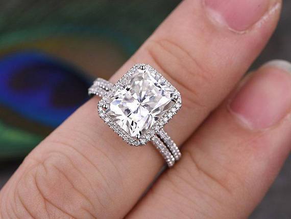 The Aurora Set — Radiant Lab Diamond Bridal Wedding Ring Set