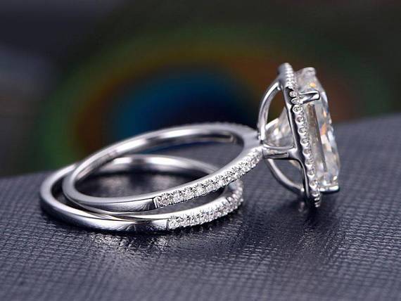 The Aurora Set — Radiant Lab Diamond Bridal Wedding Ring Set