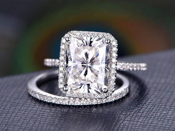 The Aurora Set — Radiant Lab Diamond Bridal Wedding Ring Set