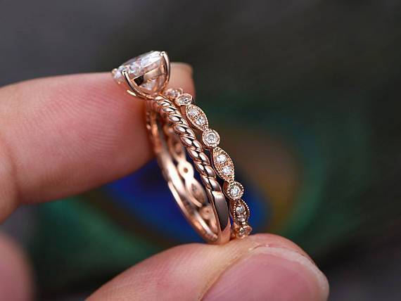 The Grace Set — Round Lab Diamond Vintage Wedding Ring Set VI