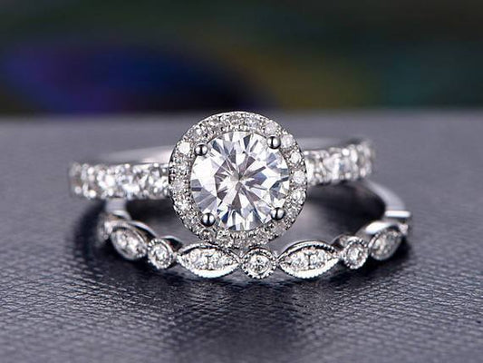 The Grace Set — Round Lab Diamond Vintage Wedding Ring Set V