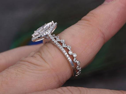 The Aurora Set — Marquise Lab Diamond Halo Wedding Ring Set