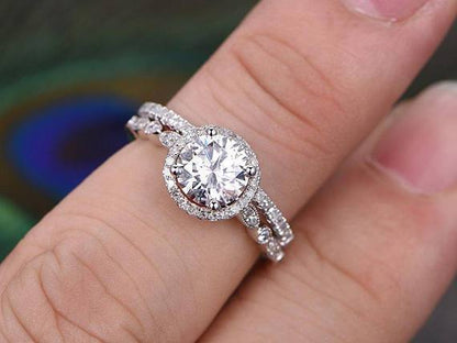 The Grace Set — Lab Diamond Vintage Halo Wedding Ring Set