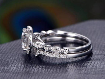 The Grace Set — Lab Diamond Vintage Halo Wedding Ring Set