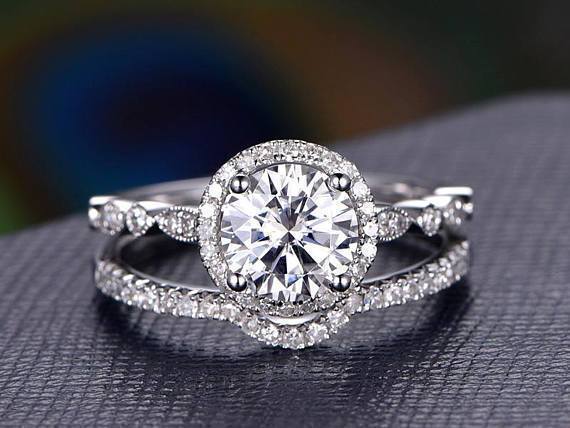 The Grace Set — Lab Diamond Vintage Halo Wedding Ring Set