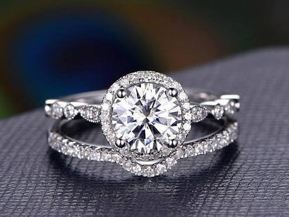 The Grace Set — Lab Diamond Vintage Halo Wedding Ring Set