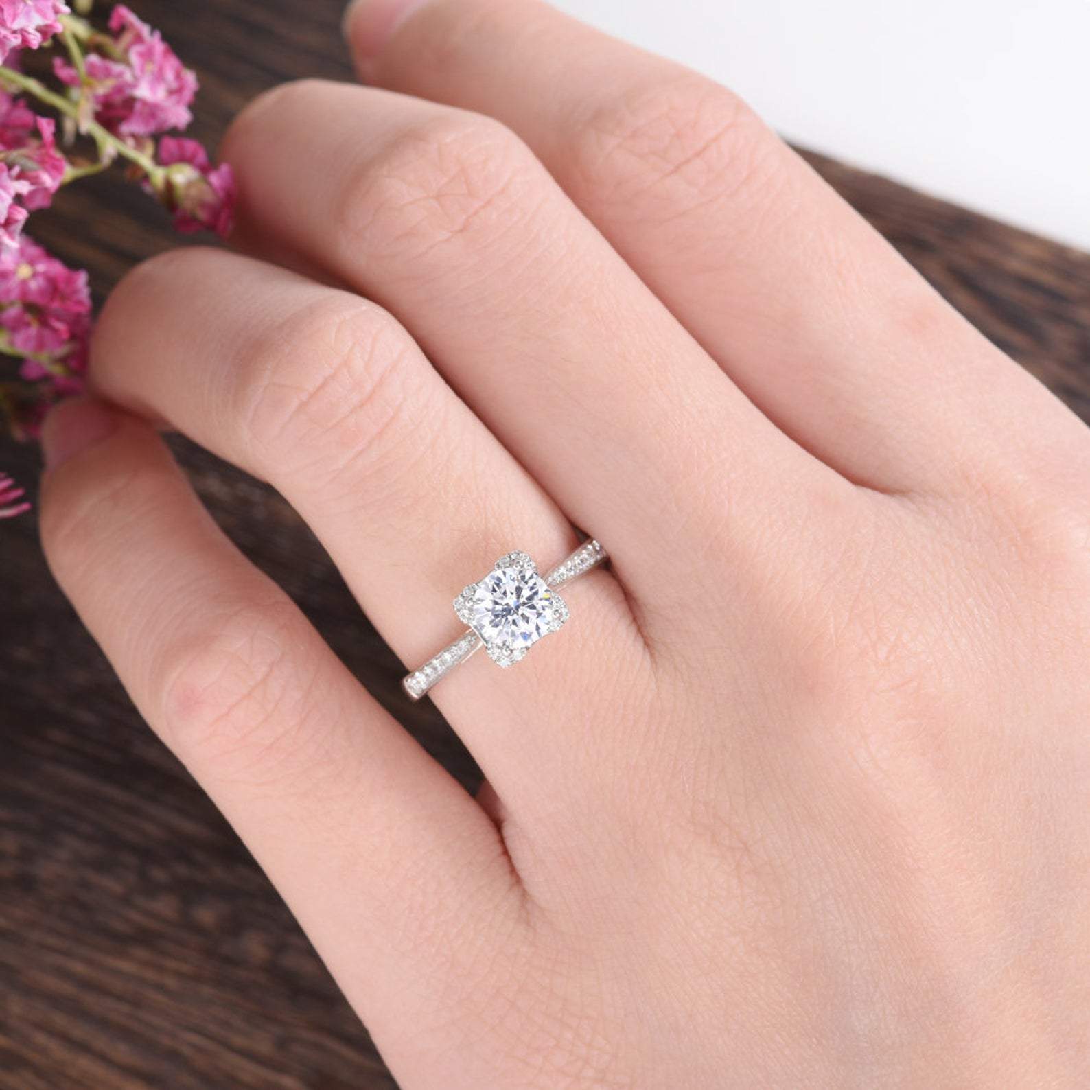 The Juliet — Round Lab Diamond Art Deco Engagement Ring