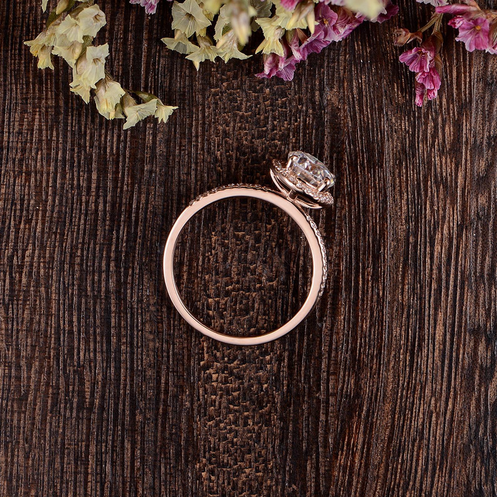 The Grace — Oval Lab Diamond Vintage Halo Engagement Ring