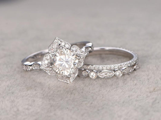 The Grace Set — Cushion Lab Diamond Vintage Wedding Ring Set II