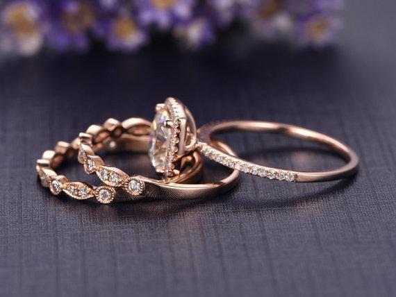 The Grace Set — Cushion Lab Diamond Vintage Wedding Ring Set