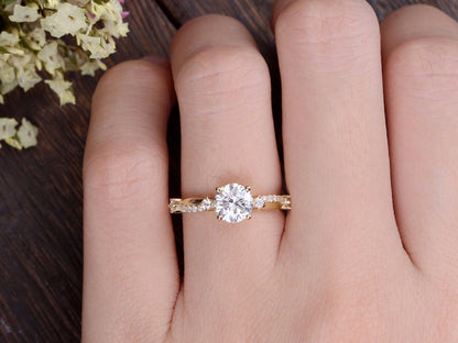 The Grace — Round Lab Diamond Vintage Engagement Ring VIII