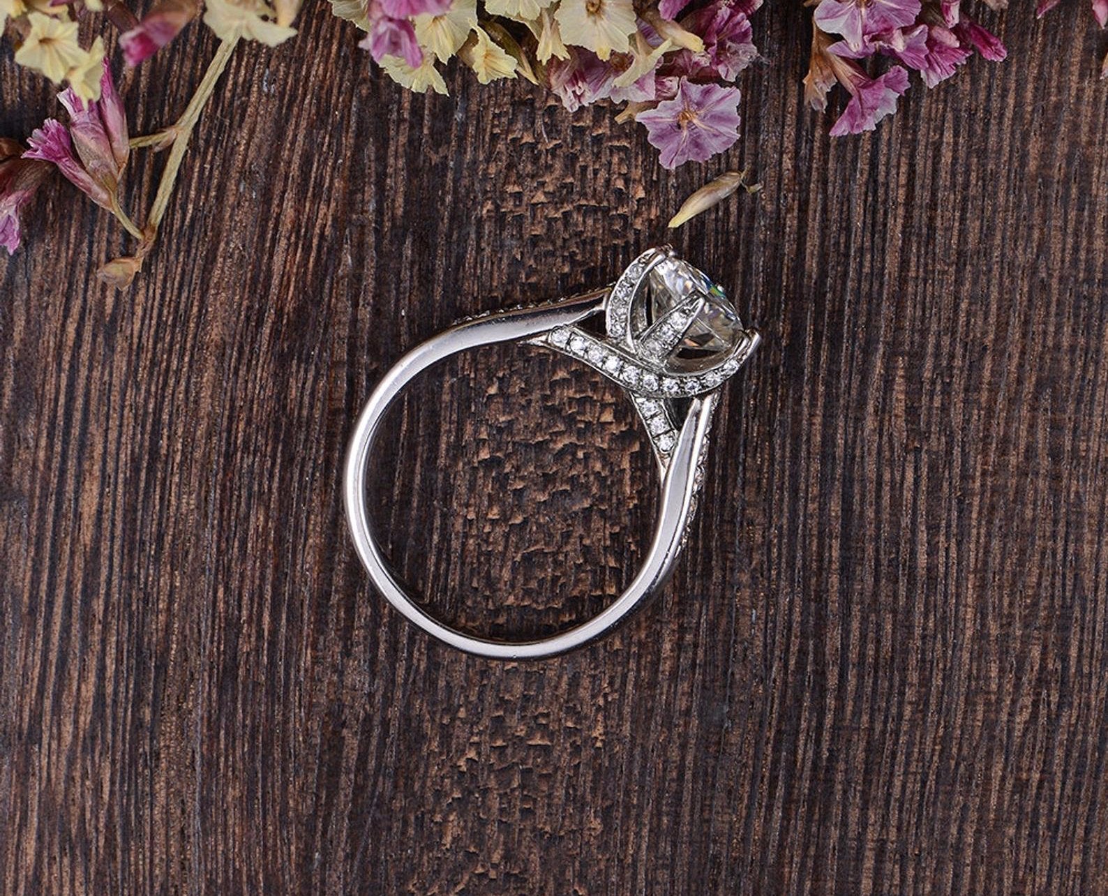 The Grace — Round Lab Diamond Vintage Engagement Ring V