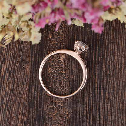 The Grace — Oval Lab Diamond Solitaire Engagement Ring