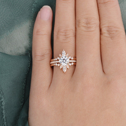 The Violet Set — Round Lab Diamond 3-Piece Vintage Wedding Ring Set II