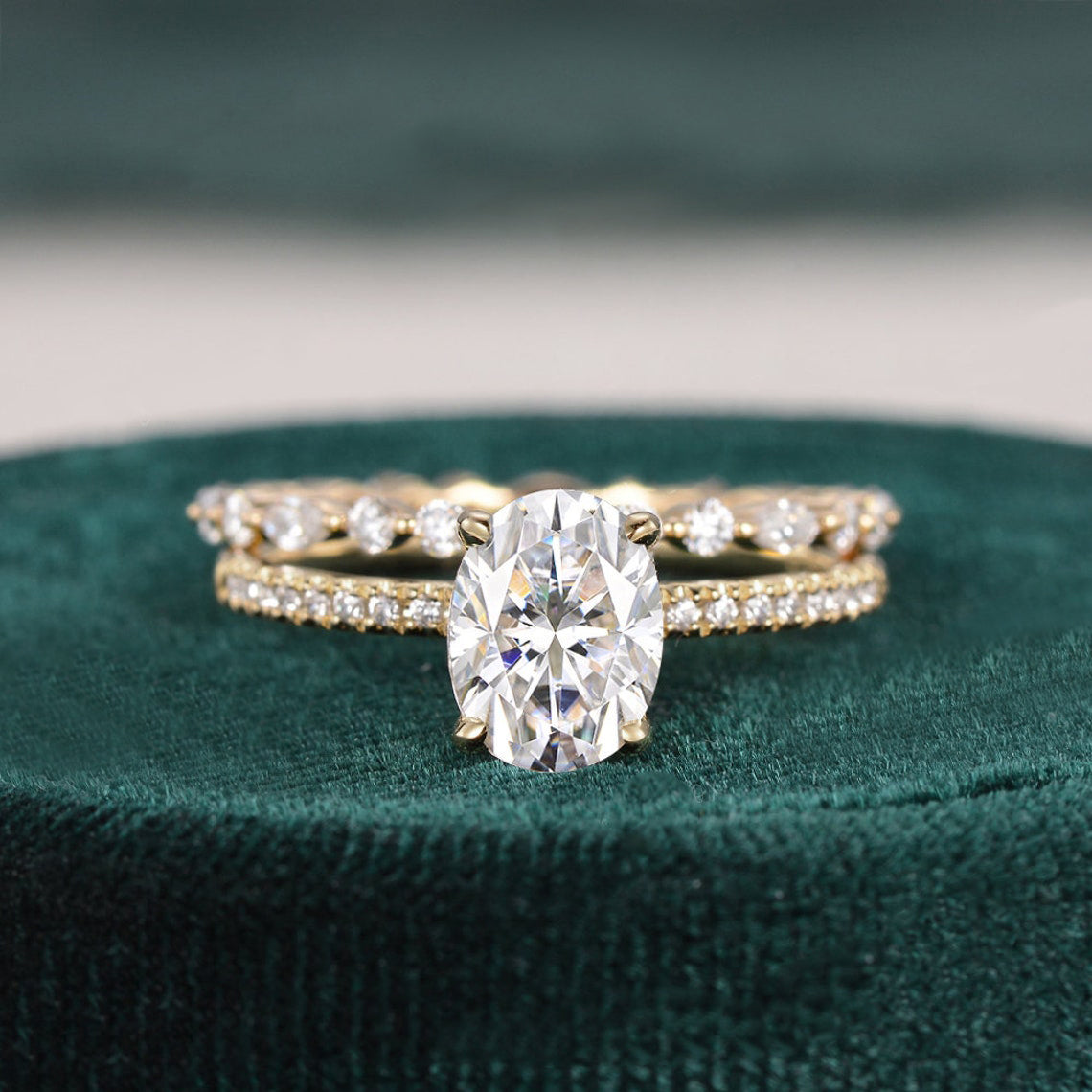 The Aurora Set — Oval Lab Diamond Bridal Wedding Ring Set III