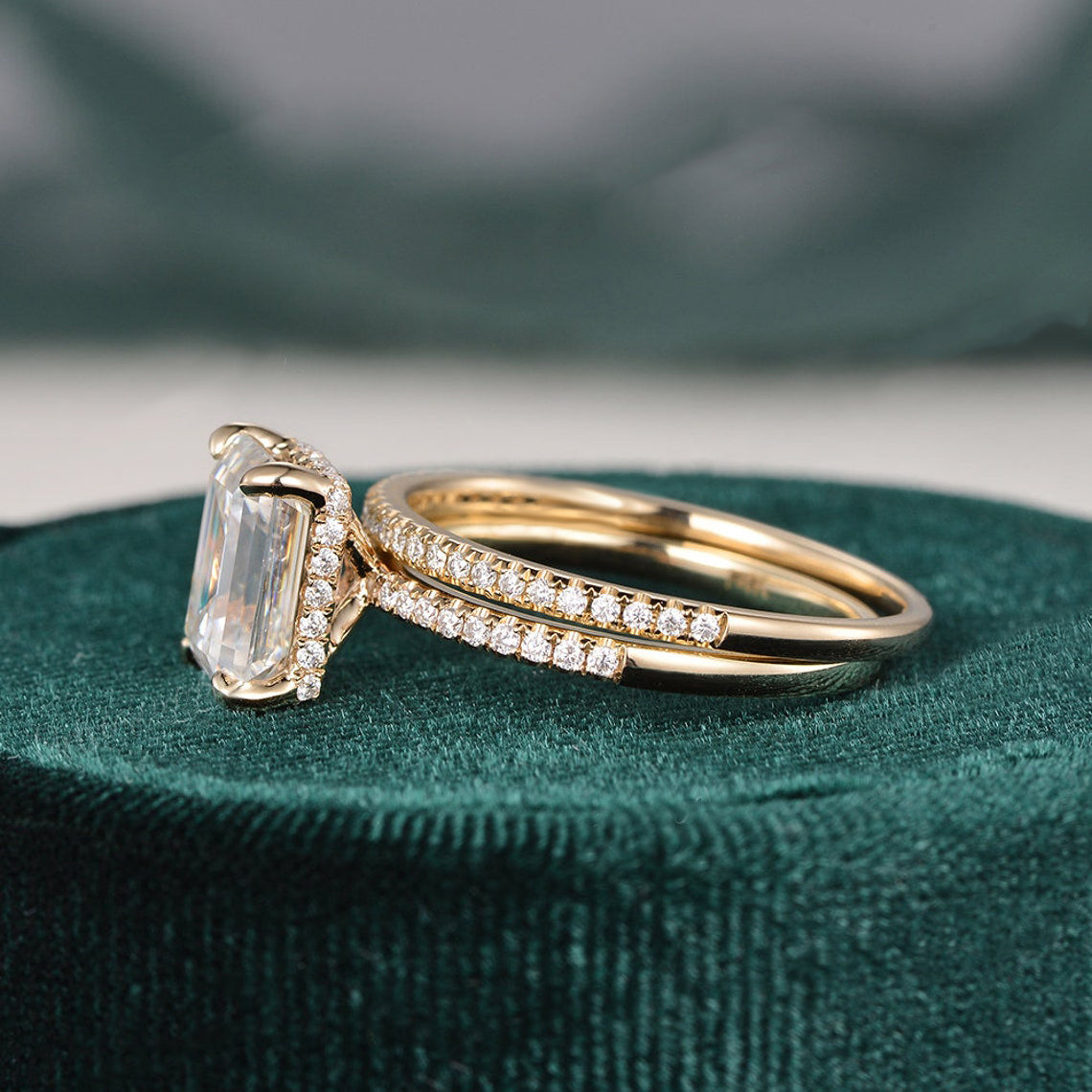 The Aurora Set — Emerald Lab Diamond Bridal Wedding Ring Set III