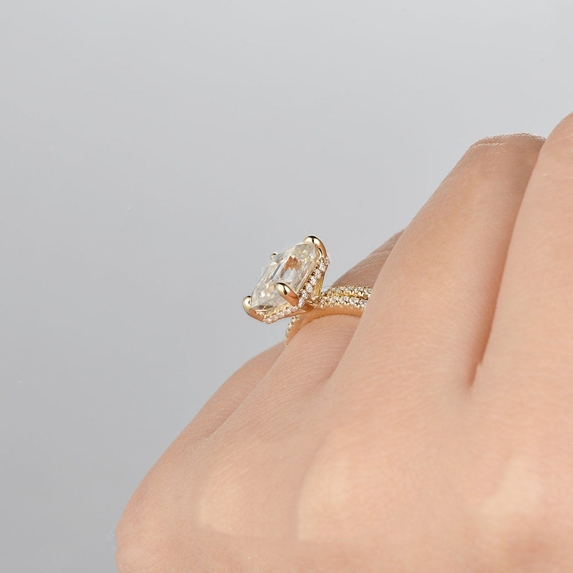 The Aurora Set — Emerald Lab Diamond Bridal Wedding Ring Set III