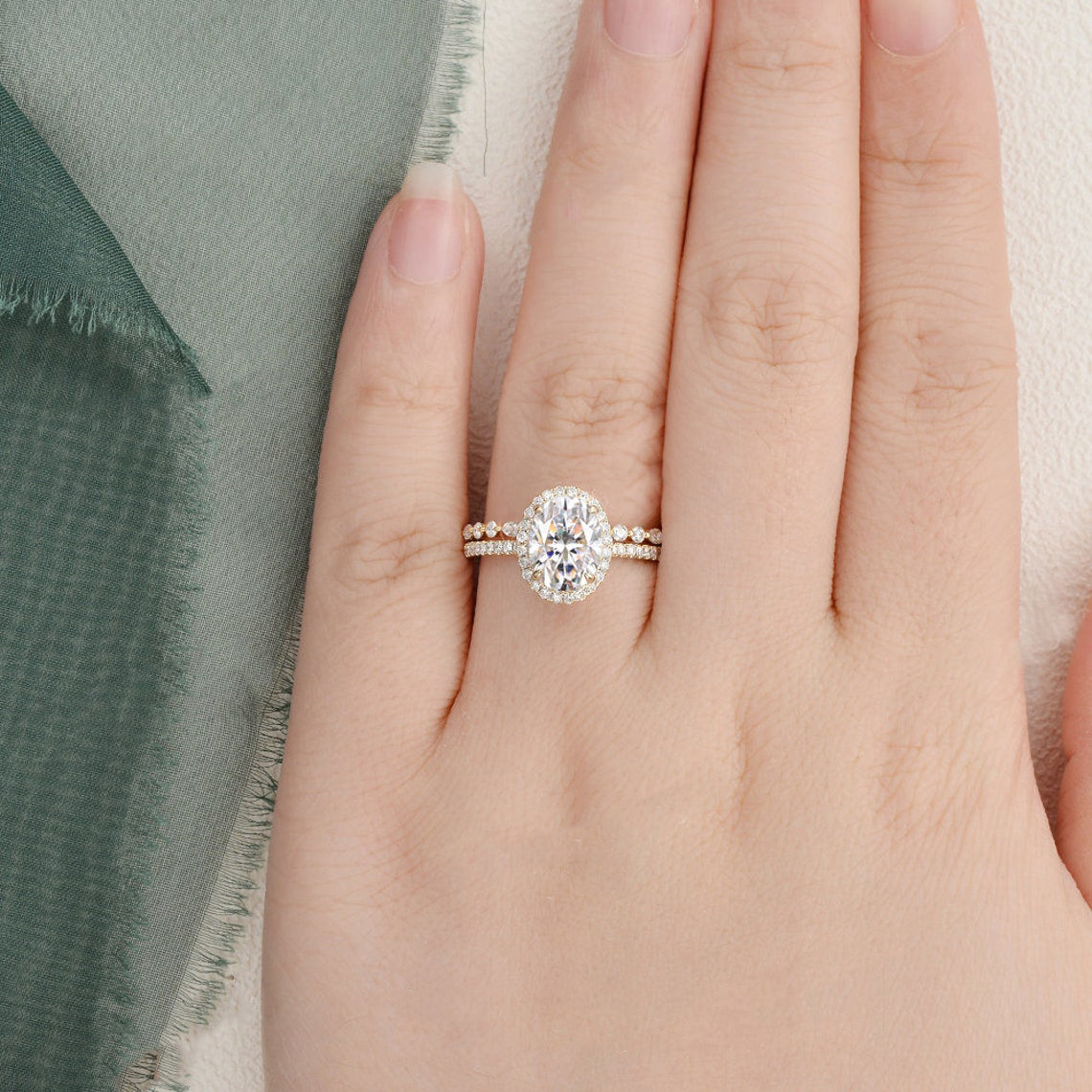 The Aurora Set — Oval Lab Diamond Bridal Wedding Ring Set II