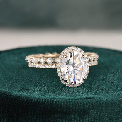 The Aurora Set — Oval Lab Diamond Bridal Wedding Ring Set II