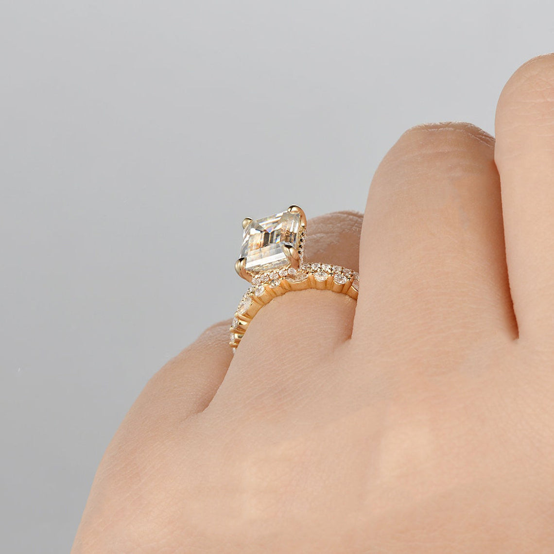 The Aurora Set — Emerald Lab Diamond Bridal Wedding Ring Set II