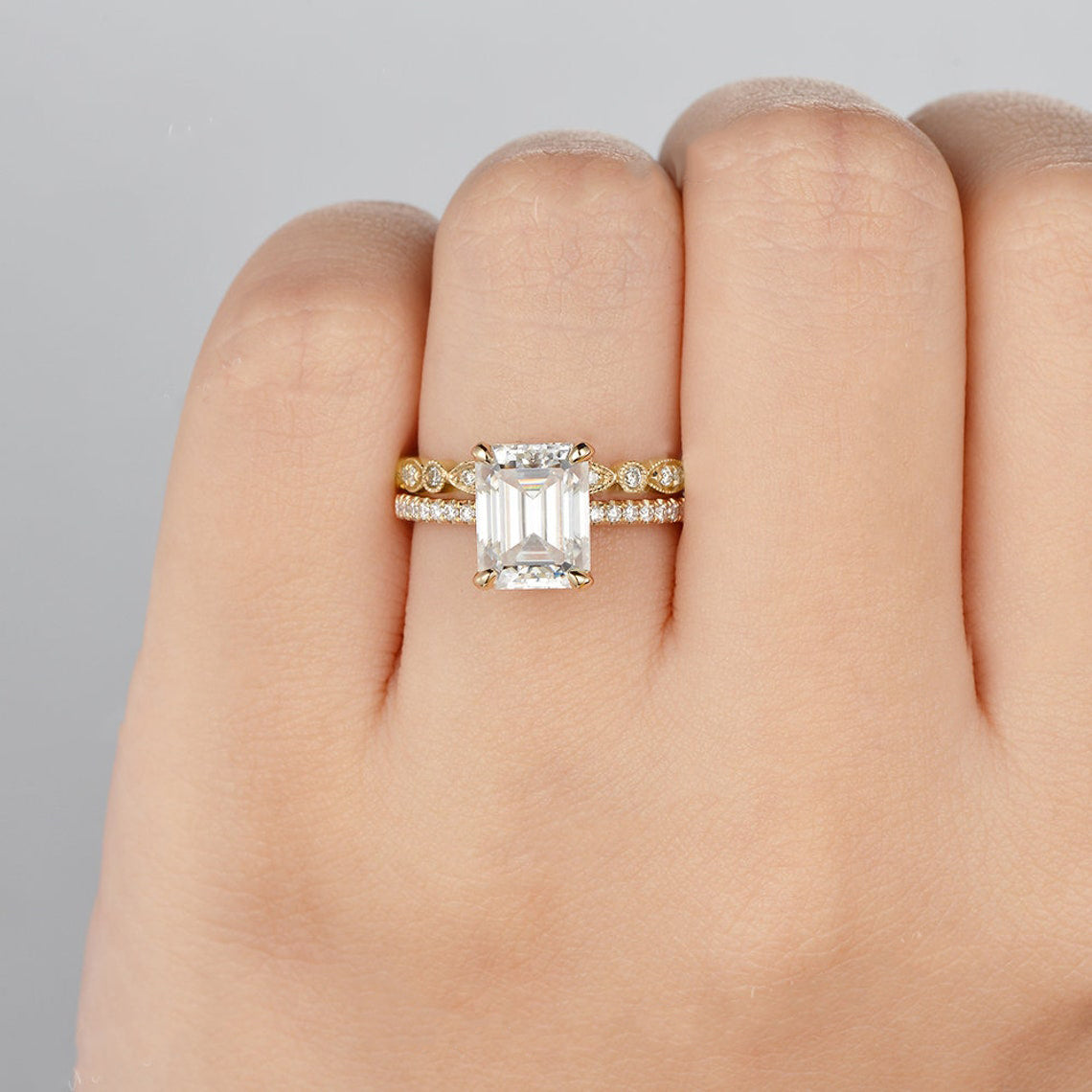 The Aurora Set — Emerald Lab Diamond Bridal Wedding Ring Set