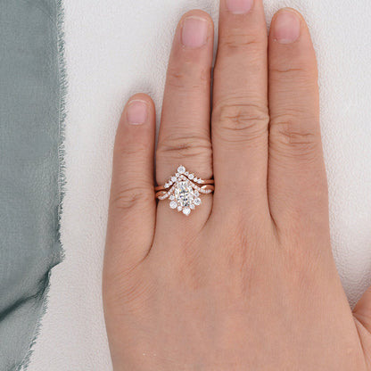 The Grace Set — Oval Lab Diamond Vintage Wedding Ring Set V