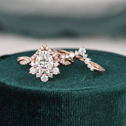 The Grace Set — Oval Lab Diamond Vintage Wedding Ring Set V