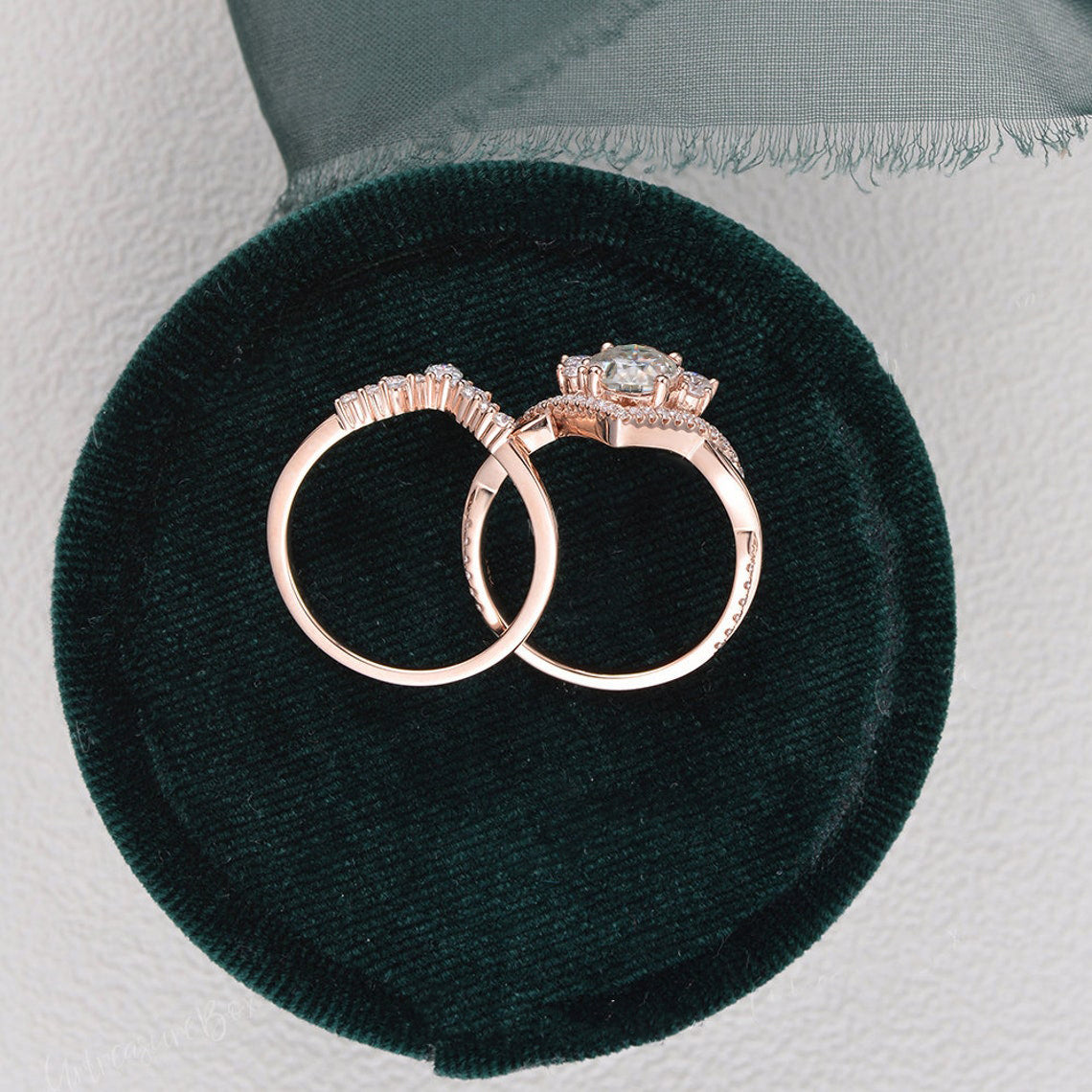 The Grace Set — Oval Lab Diamond Vintage Wedding Ring Set V