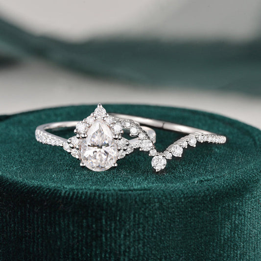 The Violet Set — Pear Lab Diamond Vintage Wedding Ring Set IX