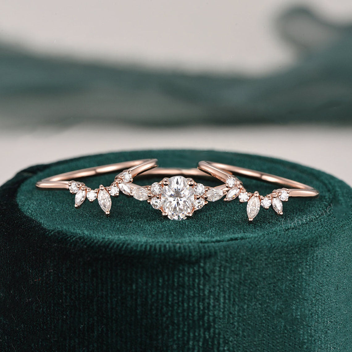 The Violet Set — Round Lab Diamond 3-Piece Vintage Wedding Ring Set