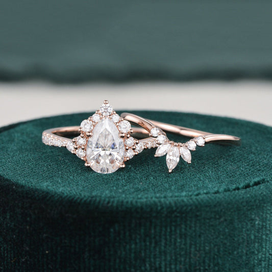 The Violet Set — Pear Lab Diamond Vintage Wedding Ring Set VII