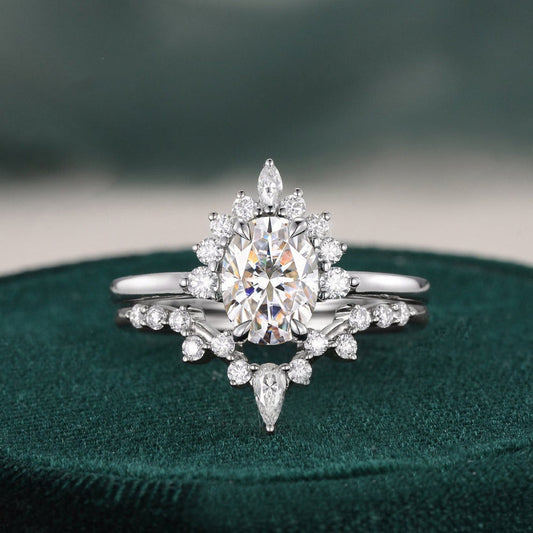 The Grace Set — Oval Lab Diamond Vintage Wedding Ring Set IV
