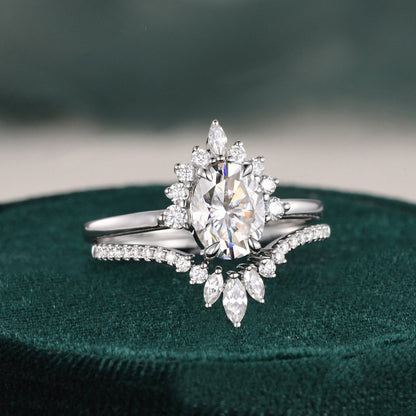 The Grace Set — Oval Lab Diamond Vintage Wedding Ring Set III
