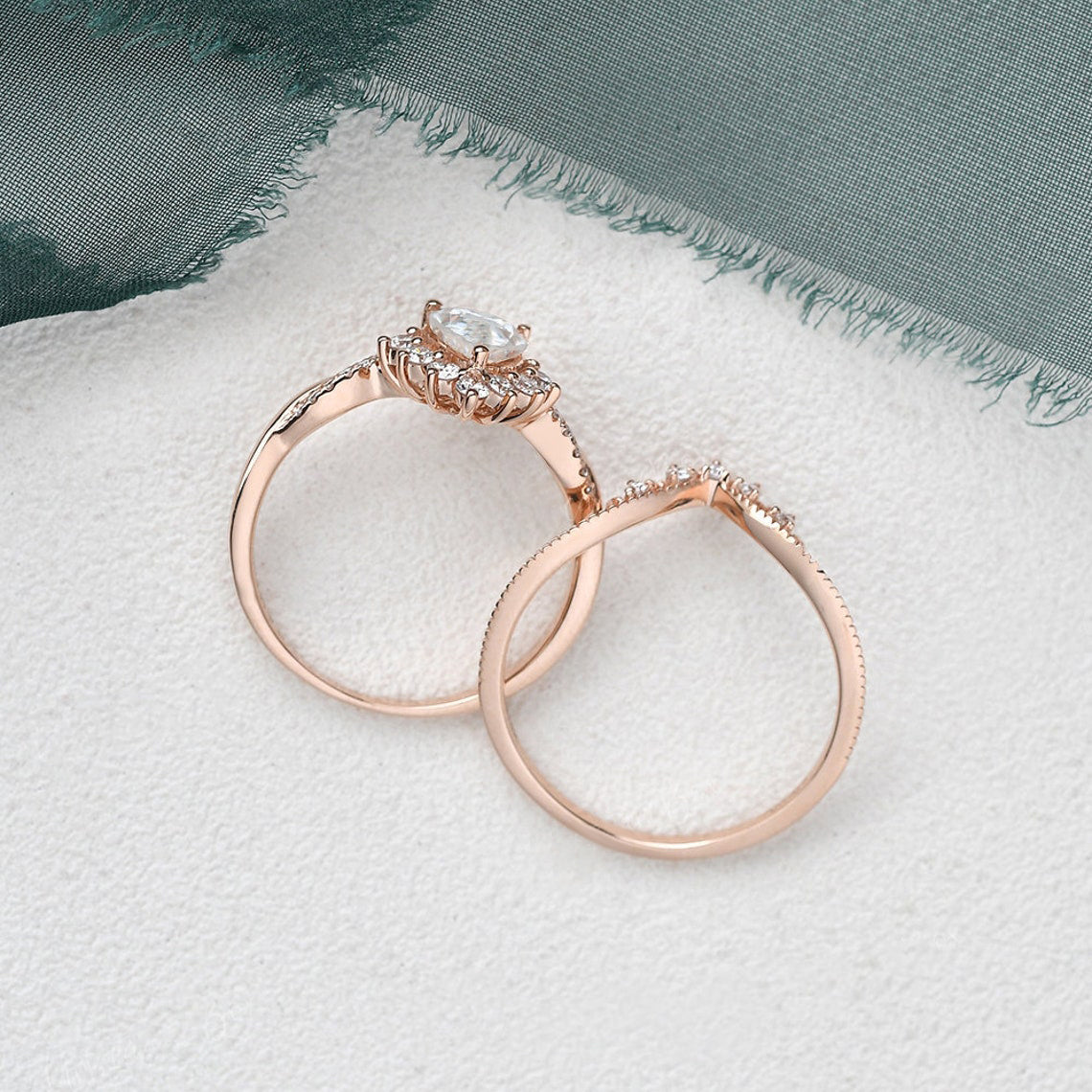 The Grace Set — Oval Lab Diamond Vintage Wedding Ring Set II