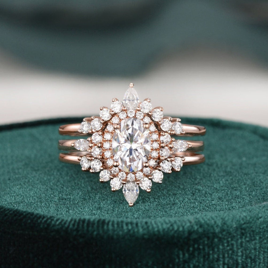The Violet Set — Oval Lab Diamond 3-Piece Vintage Wedding Ring Set II