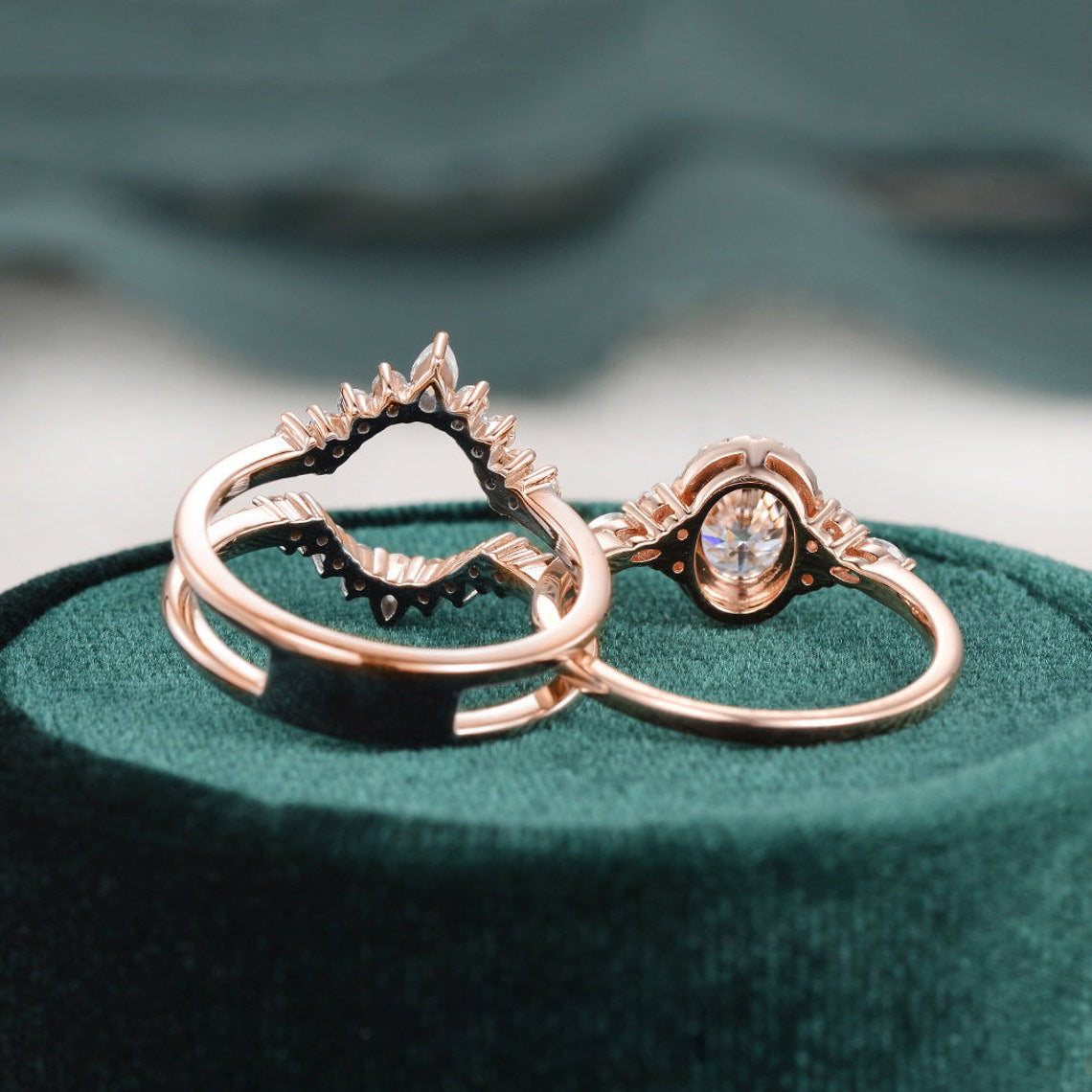 The Violet Set — Oval Lab Diamond 3-Piece Vintage Wedding Ring Set II