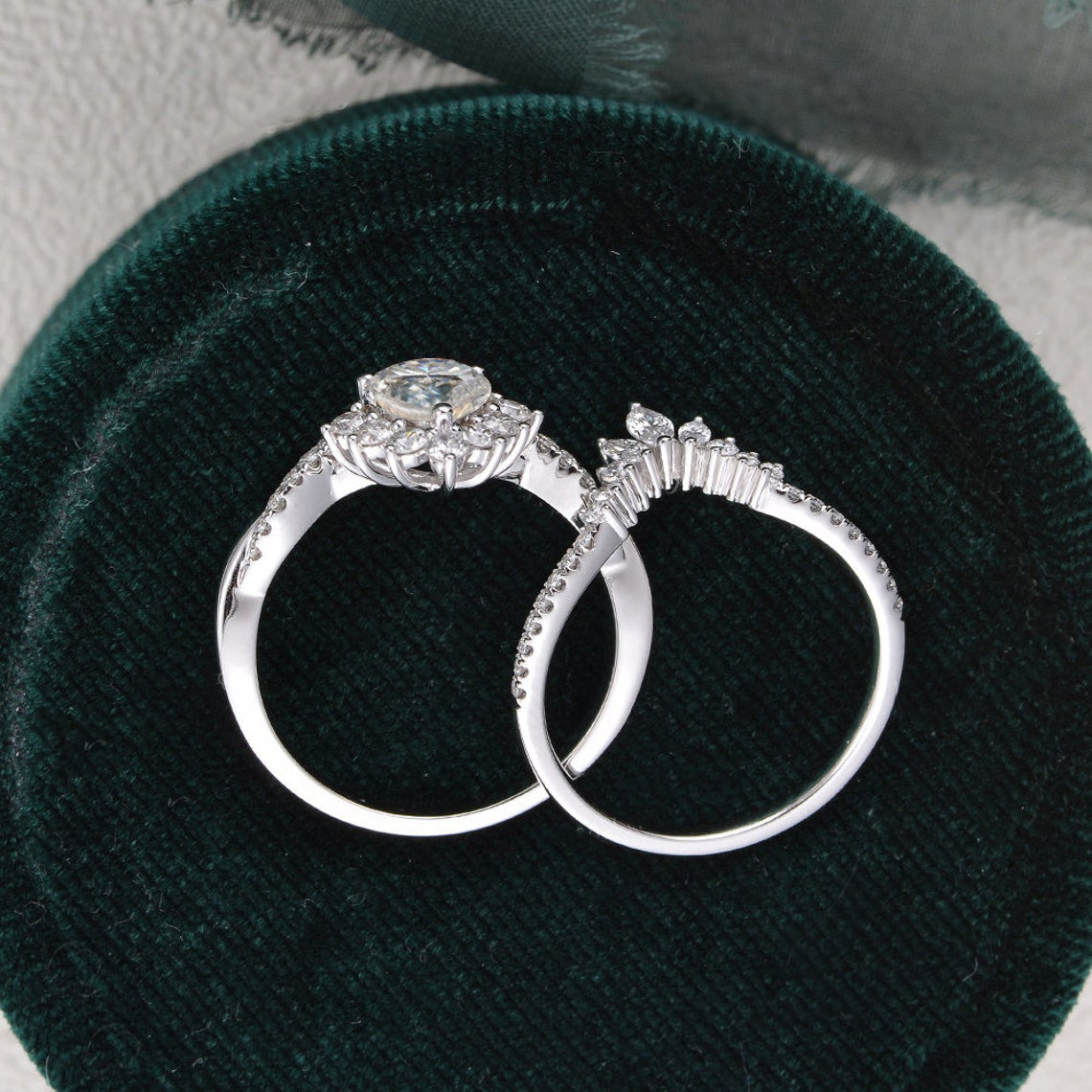 The Violet Set — Pear Lab Diamond Vintage Wedding Ring Set V