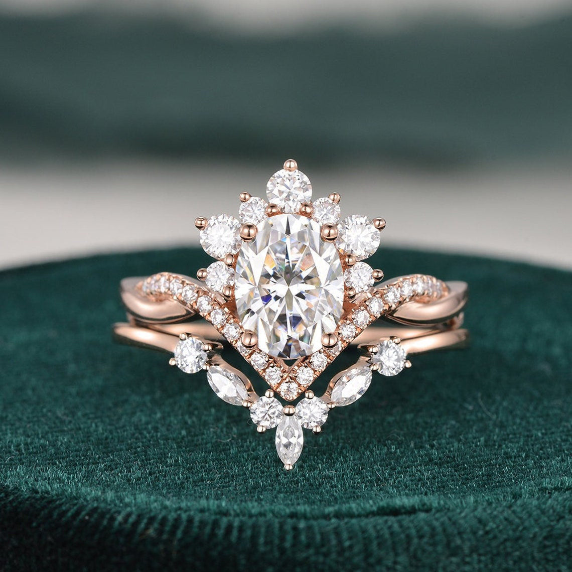 The Grace Set — Oval Lab Diamond Vintage Wedding Ring Set